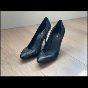 Prada leather pumps